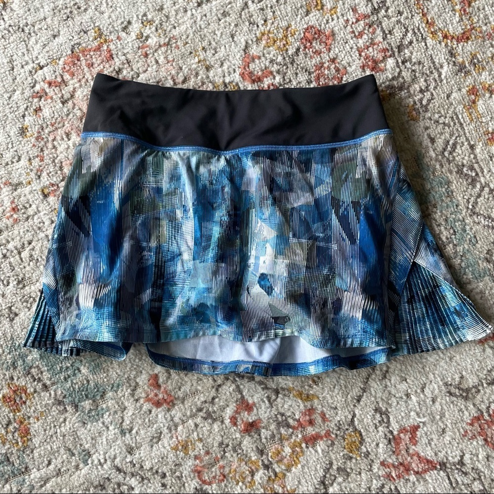 Lululemon Play Off The Pleats Skirt *13" in Sun Dazed Multi Blue